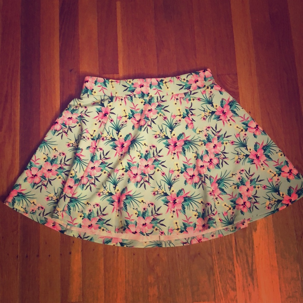 H&M floral flare skirt