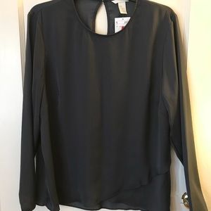 NWT H&M Gray blouse