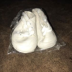 Newborn shoes
