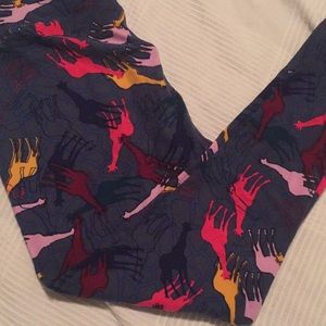 GIRAFFES!!! TC LLR Leggings