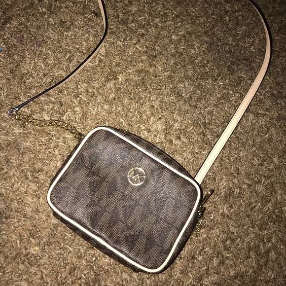 KORS Michael Kors Accessories - Michael Kors cross body