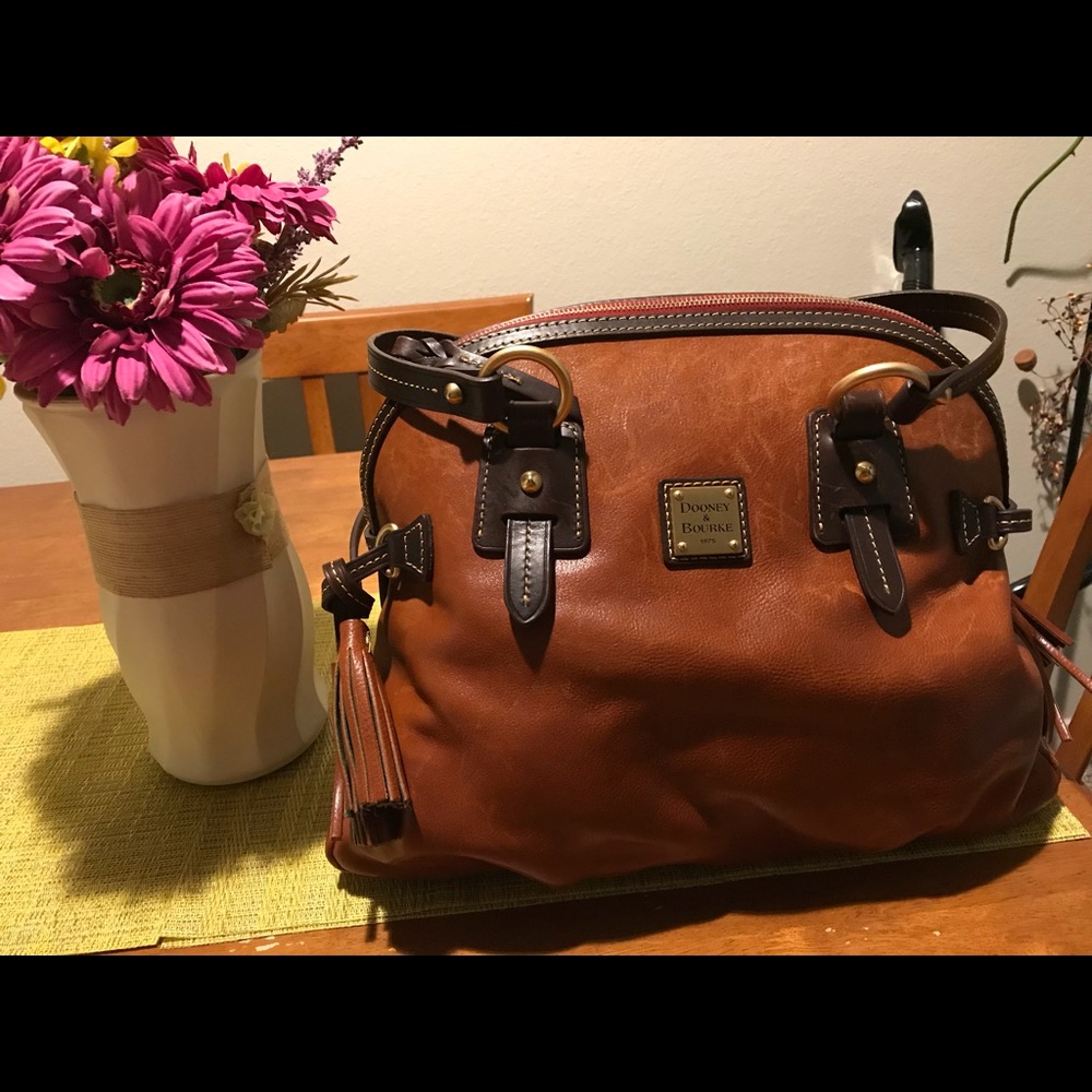 Dooney and Bourke leather purse