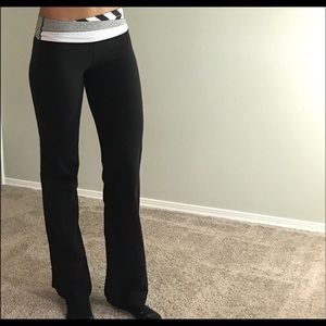 lululemon yoga pants
