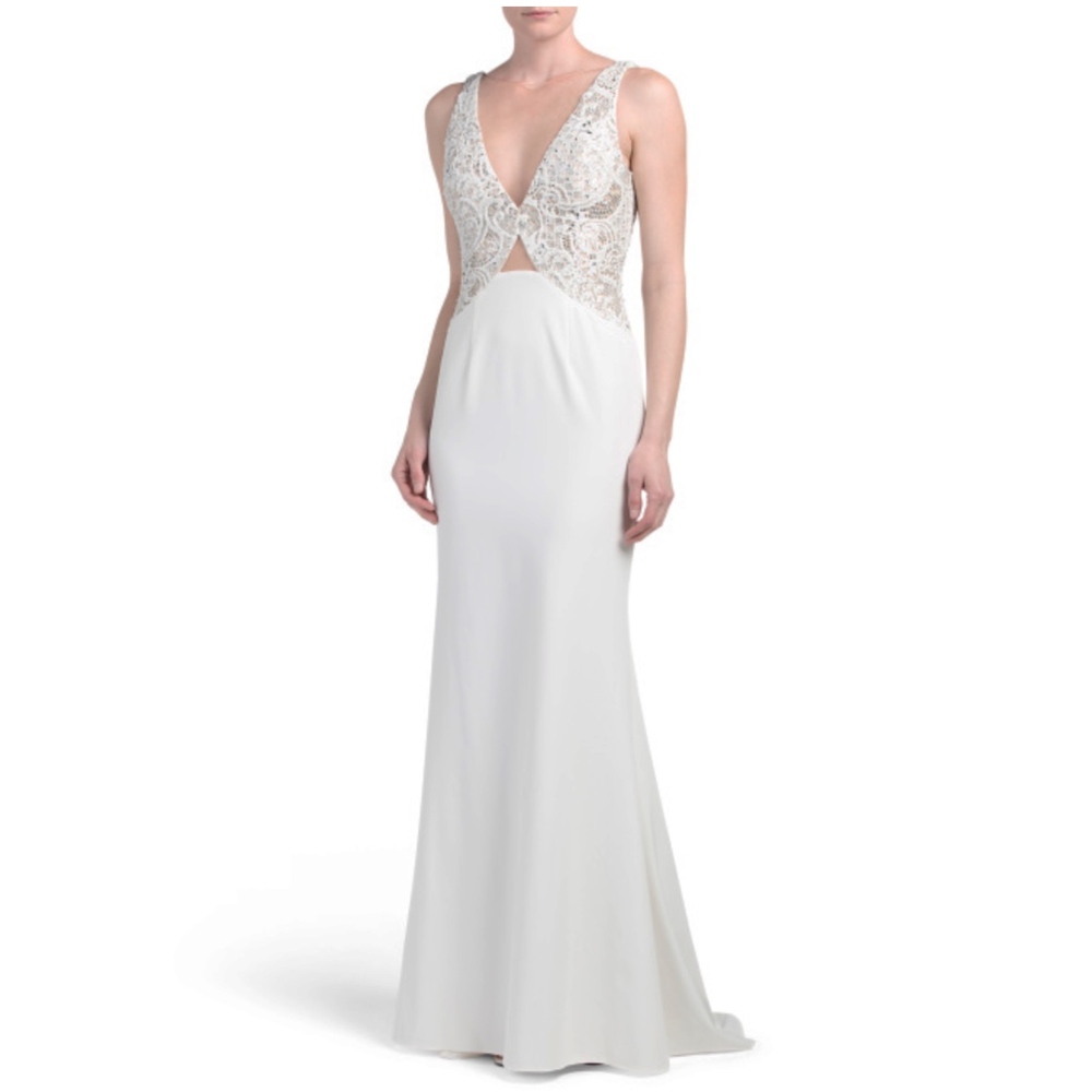 ✨SALE!✨ NWT TERANI COUTURE cutout Gown