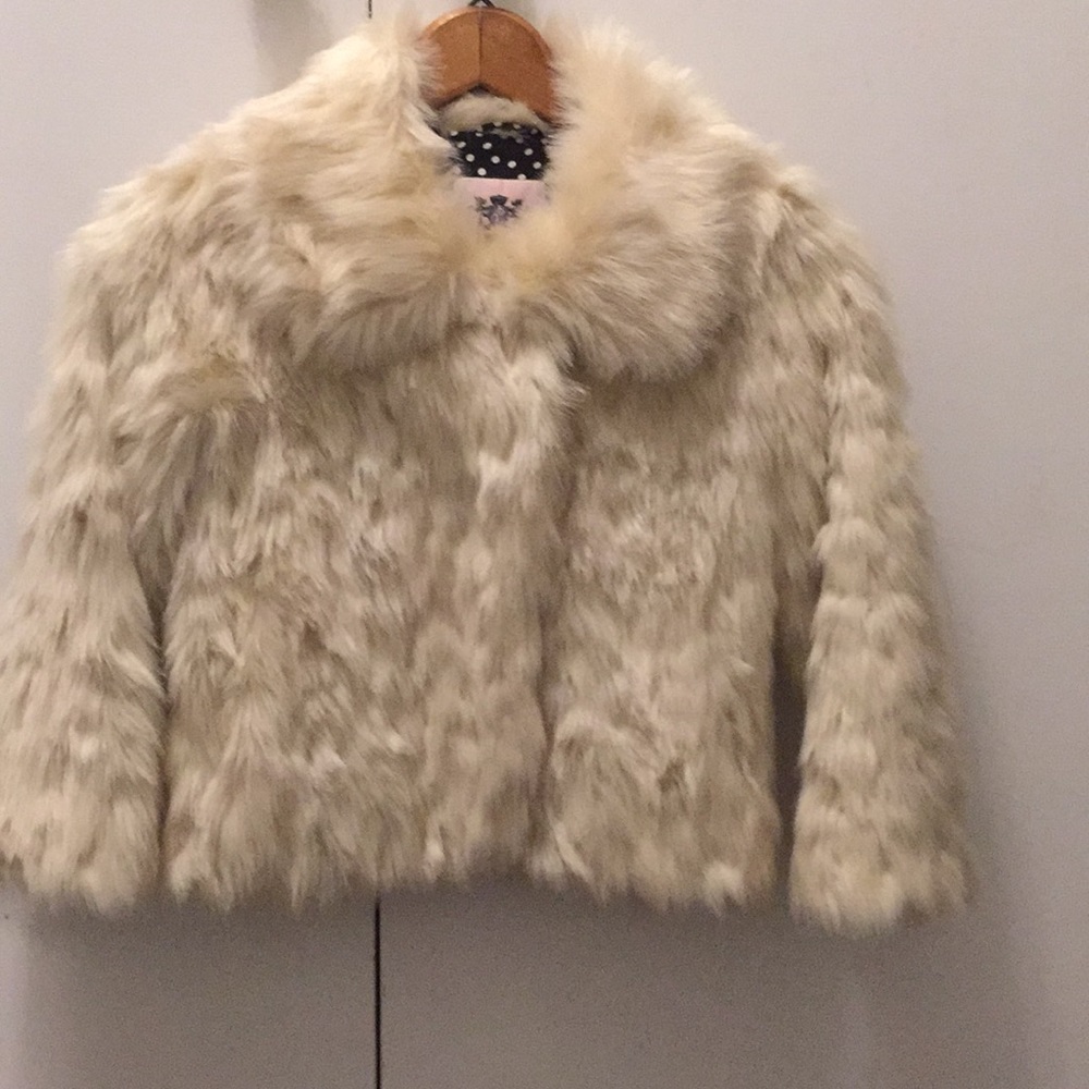 Juicy couture fur for 6-7 years old girl !