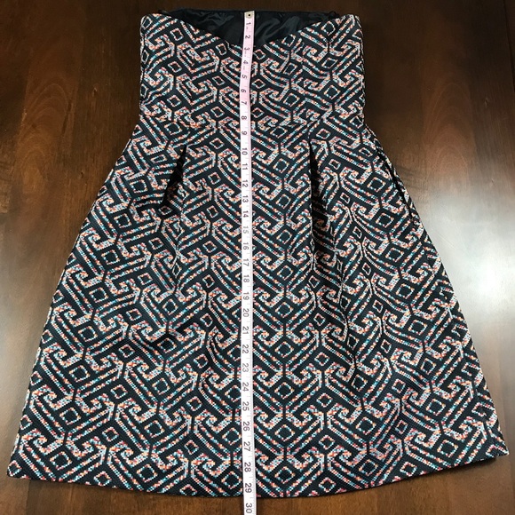 SOLD NWOT Trina Turk strapless dress, size 6 - Picture 6 of 6