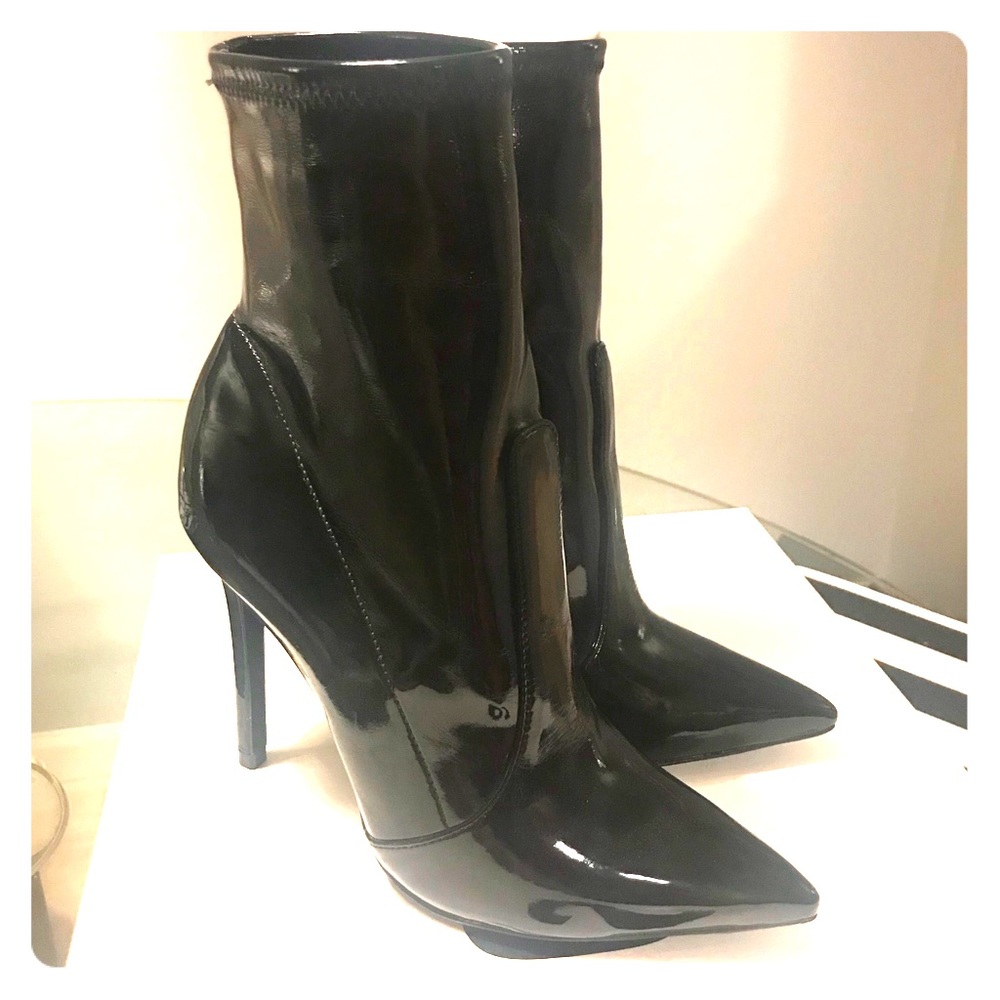 Schutz Brunny patent leather pointy toe bootie