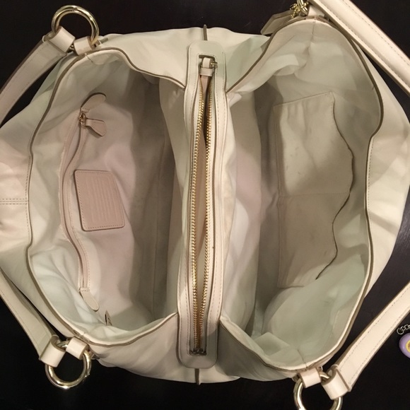 Coach Shoulder Bag - Picture 3 of 3