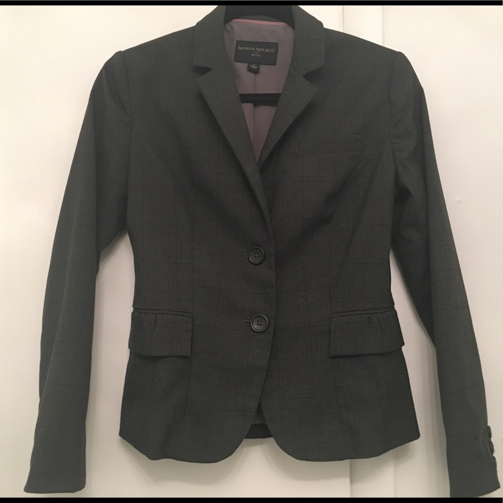 Classic Fit small pinstripes blazer