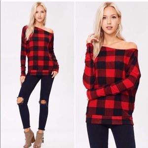 Super cute off shoulder top