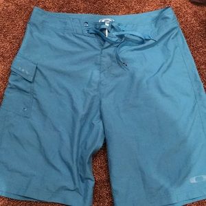 Oakley men’s blue board shorts