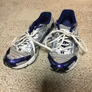Mizuno Wave Inspire 6 running shoes