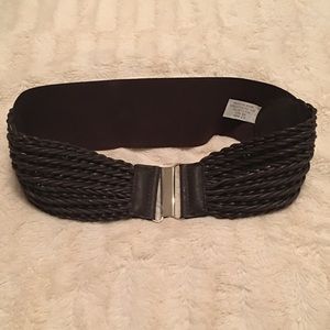 Dark brown belt