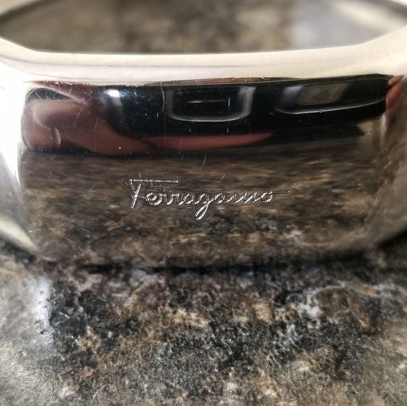 Ferragamo Bangle - Picture 2 of 3
