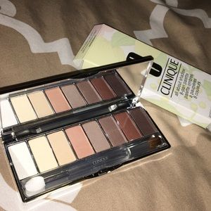 BRAND NEW IN PLASTIC CLINIQUE PALETTE😍✨