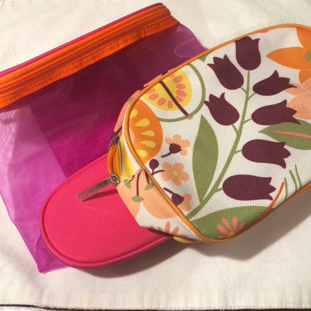 Clinique 💄💋 2makeup bags