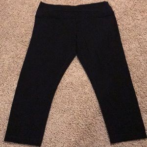 Lululemon black crop legging