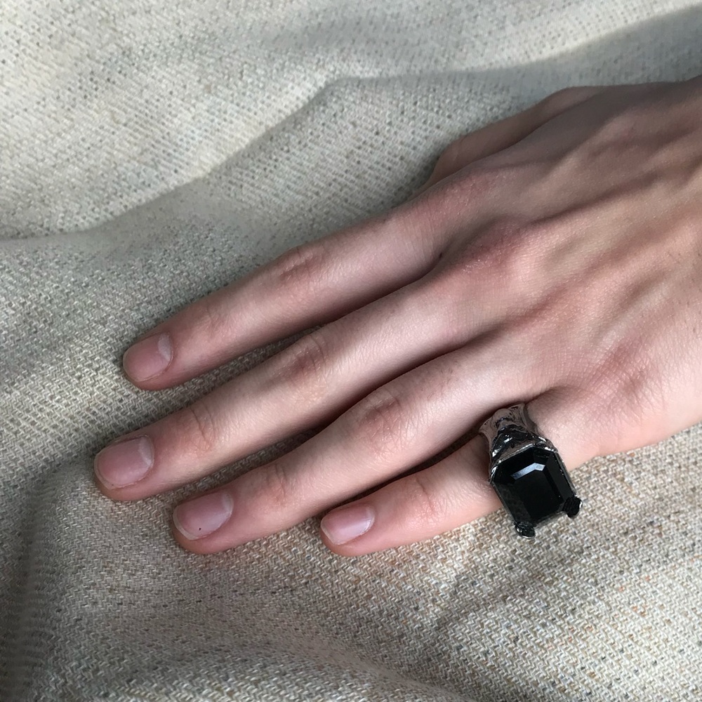 Stephen Webster ring x Atelier Swarovski