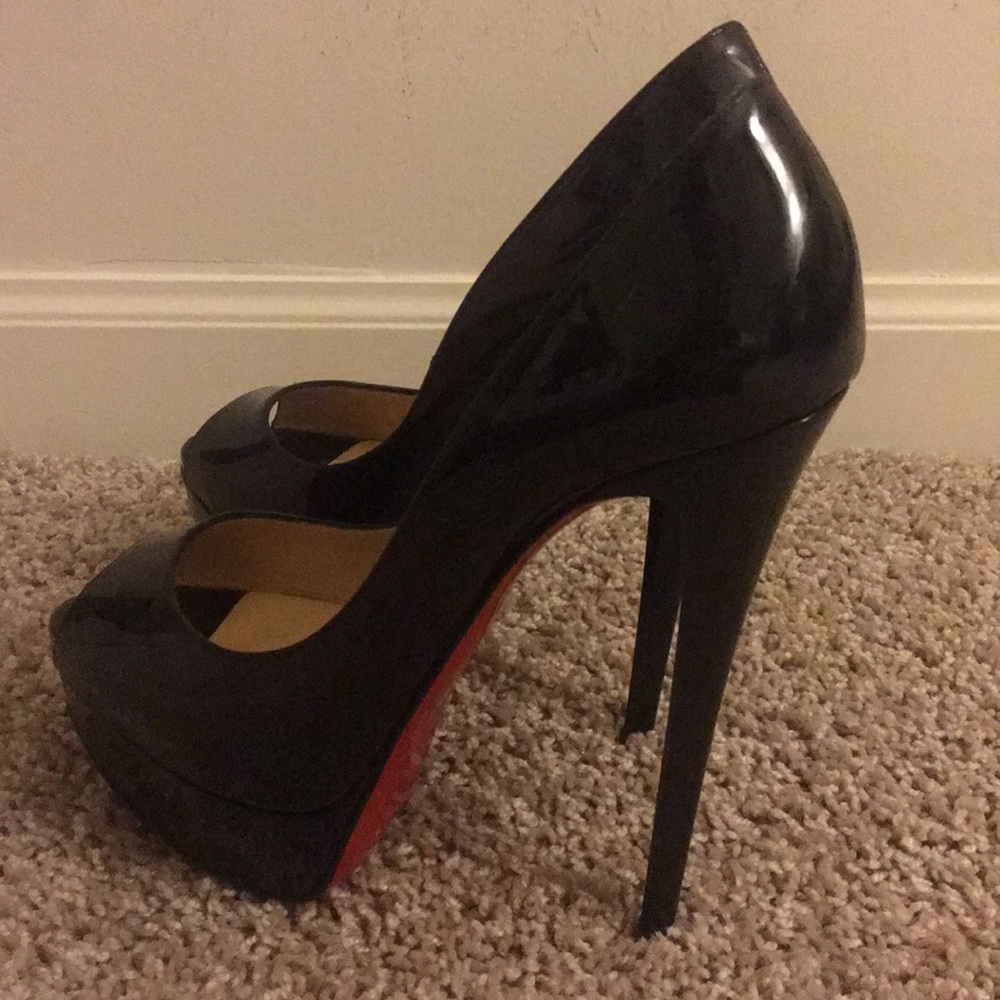 Lady Peep louboutins black patent leather