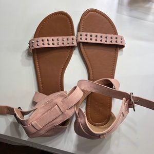 CR - Mauvey sandals