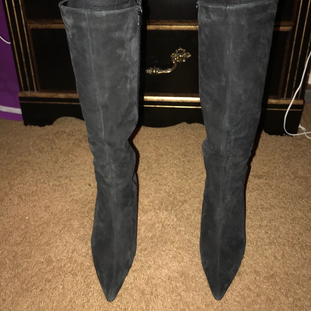 Colin Stuart black suede boots