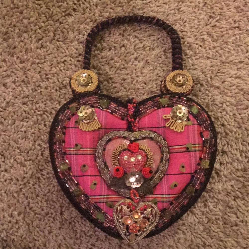 Mary Frances heart purse