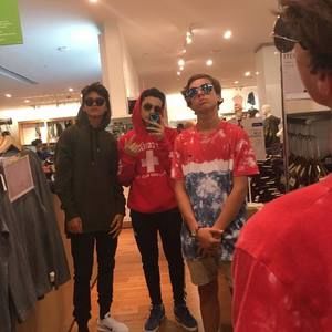 Meet your Posher, Zemik