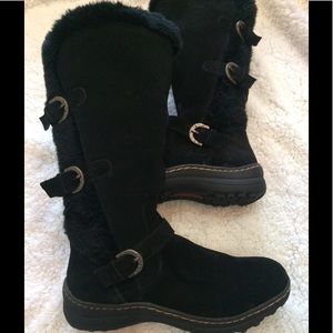 🎉HP🎉 BareTraps leather boots size 8 1/2