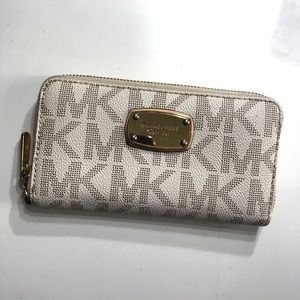 REAL MK- white wallet