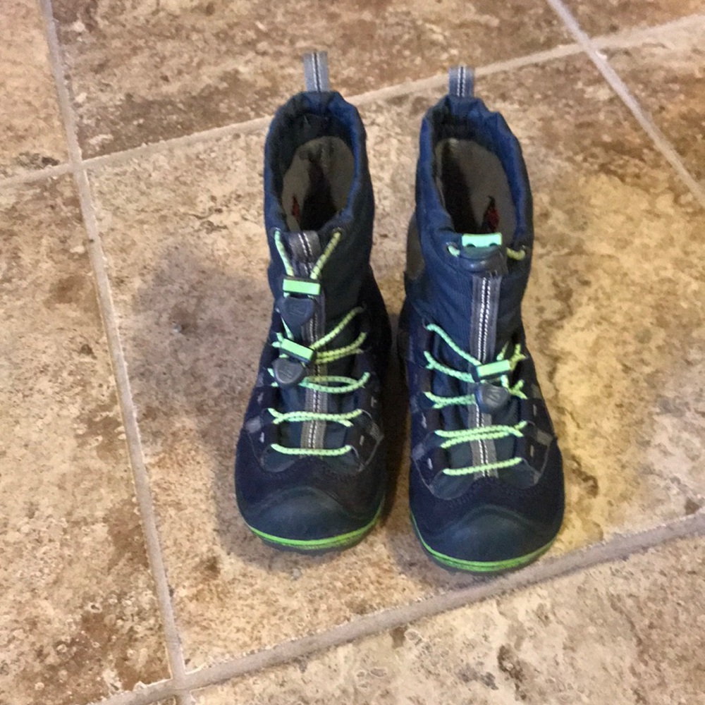 Toddler 9 Keen Winter Boots