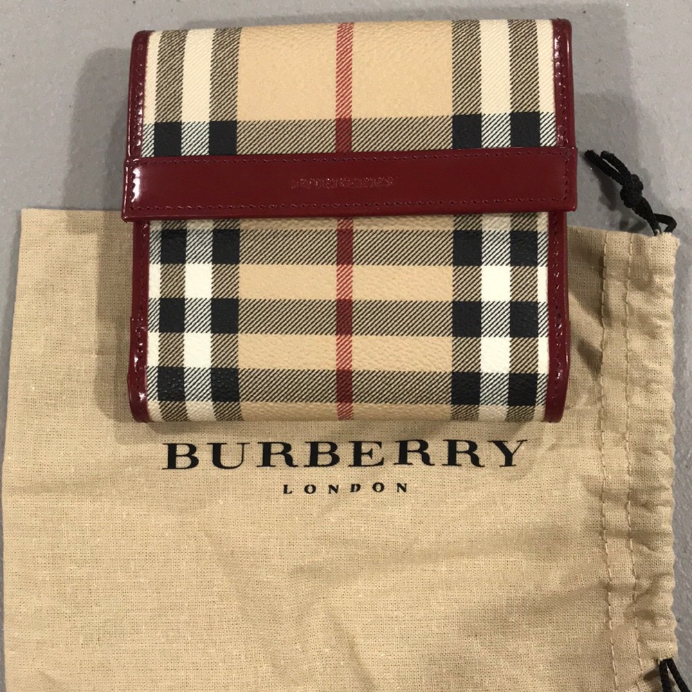 100 % Authentic Burberry Wallet