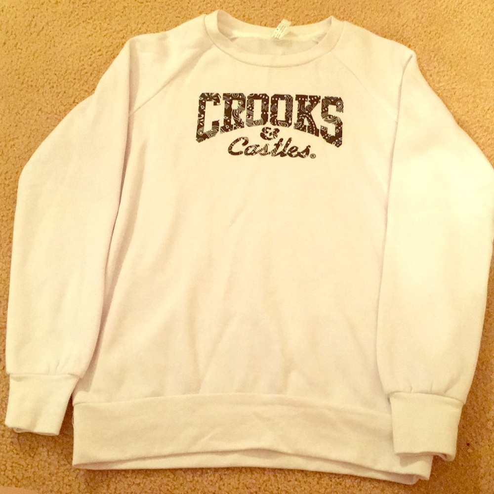 White Crooks & Castle crewneck
