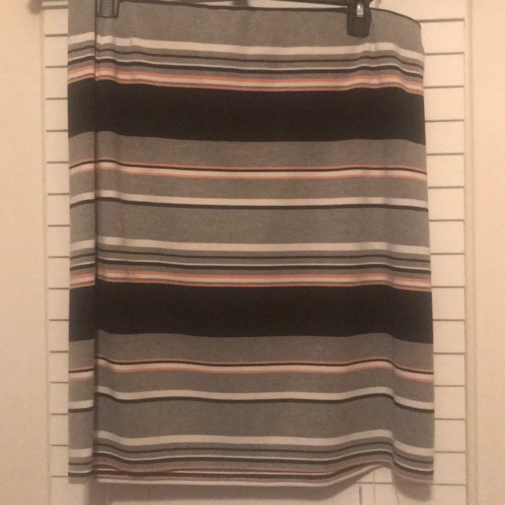 Stripped skirt
