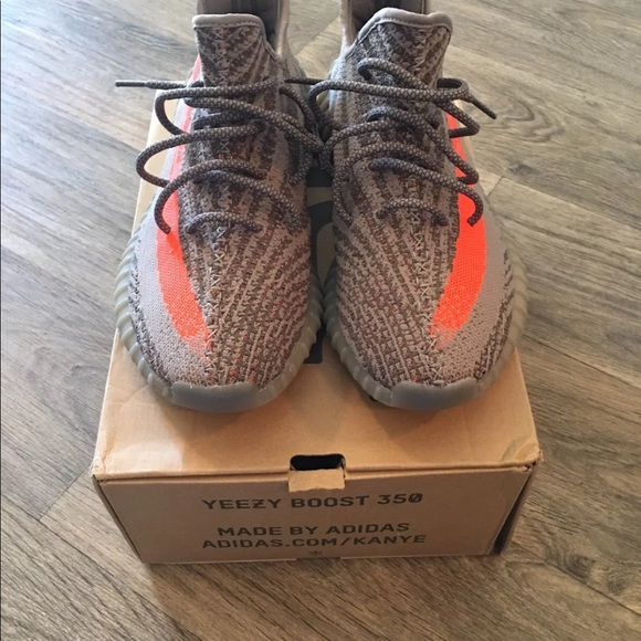 Adidas Yeezy Boost 350 V2 - Picture 4 of 6