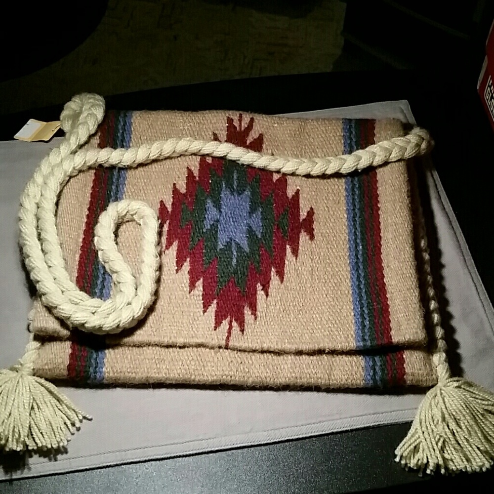 New GORGEOUS TRIBAL CROSSBODY BAG!
