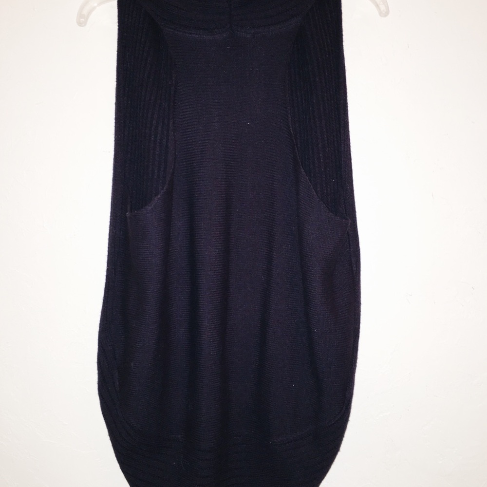 Navy sleeveless sweater cardigan - Picture 2 of 2