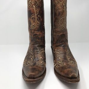 Circle G Embroidered Boot size 8.5