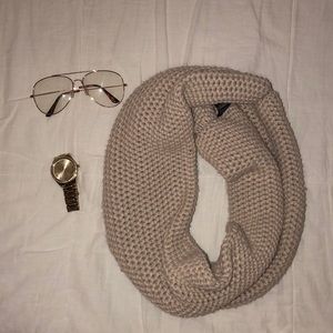 CREAM KNIT INFINITY SCARF