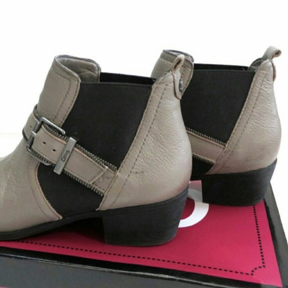 Sam Edelman Bootie - Picture 3 of 6