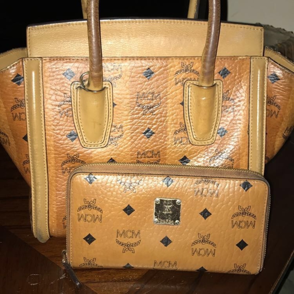 MCM Cross body  w/ matching wallet