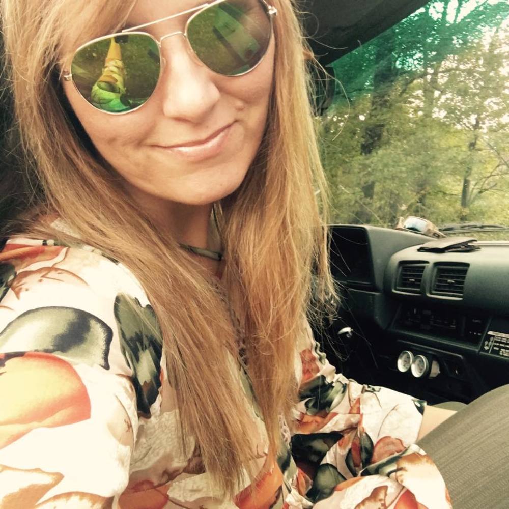 Meet your Posher, Leigh thornton