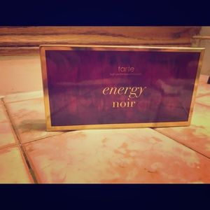 Tarte Eye shadow palette