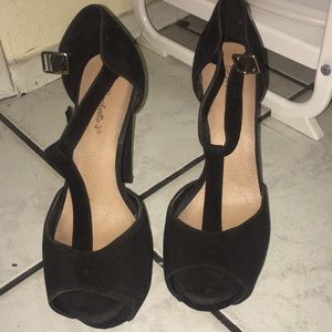 Black heel stilettos