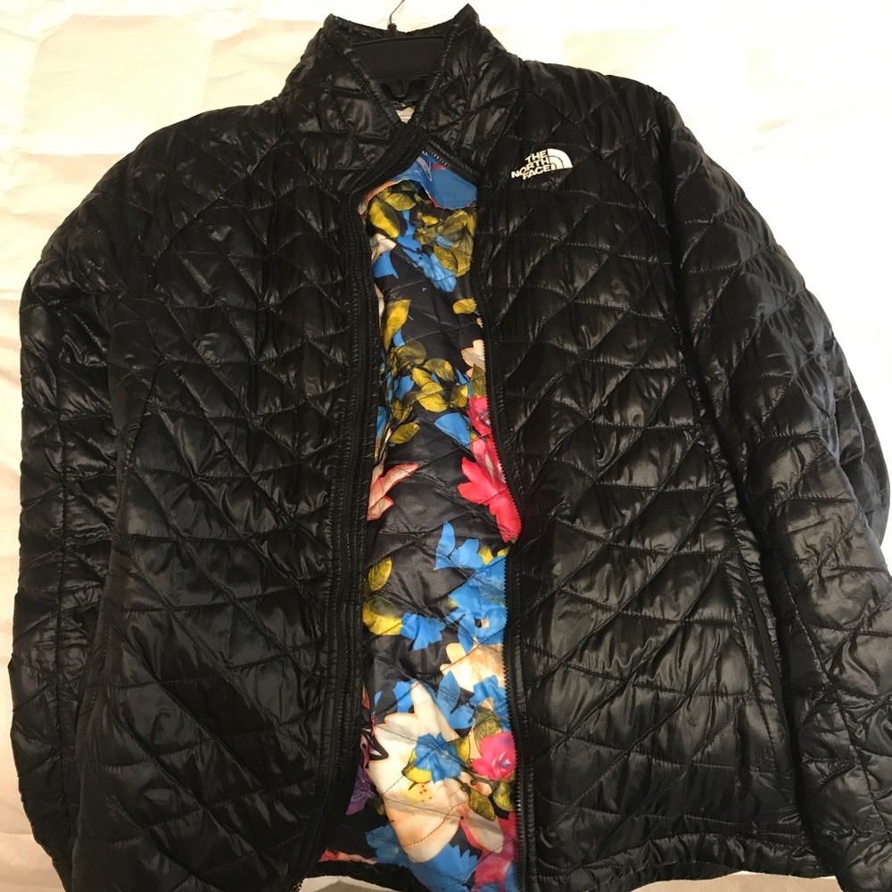 Northface Thermoball jacket