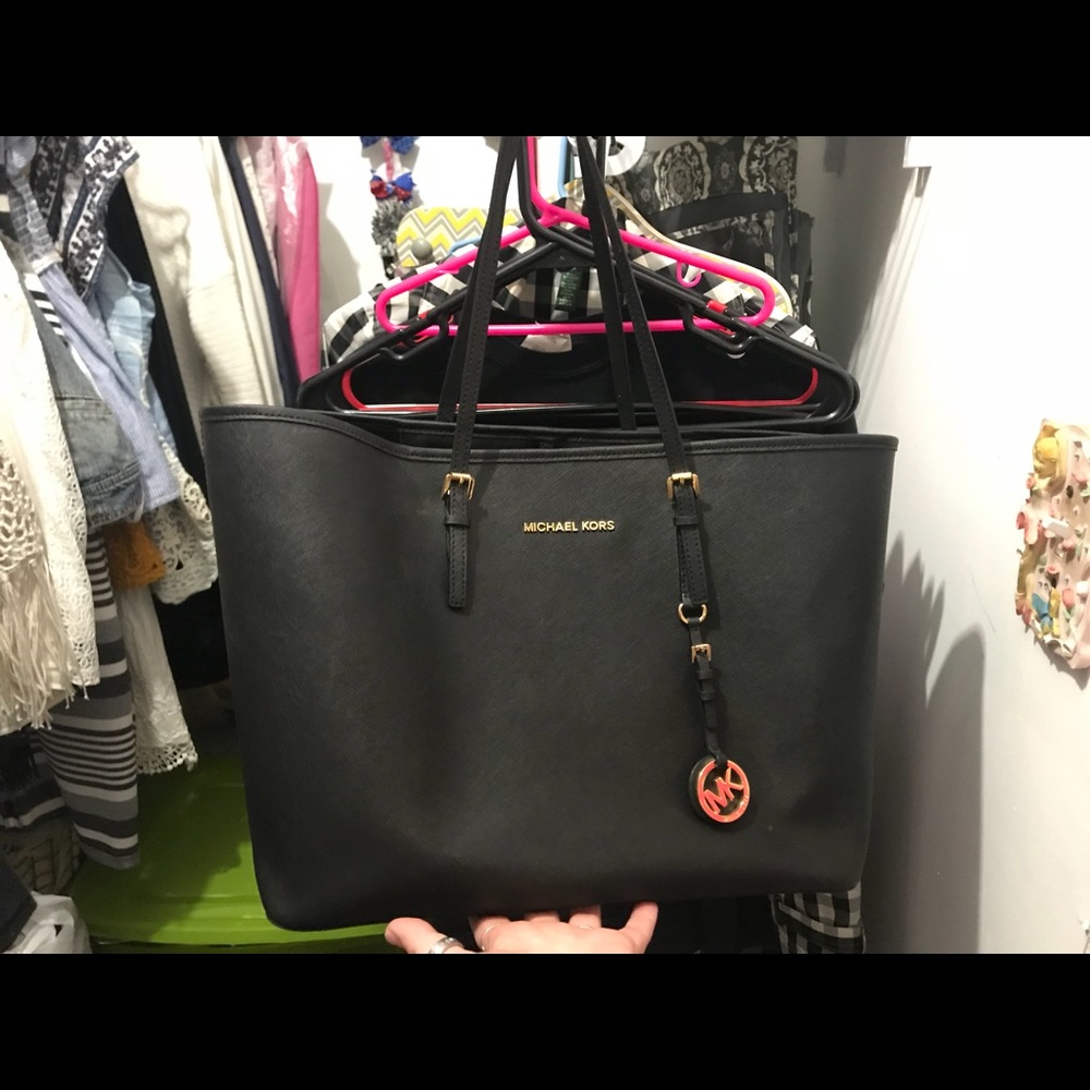 Gently used Michael kors tote bag