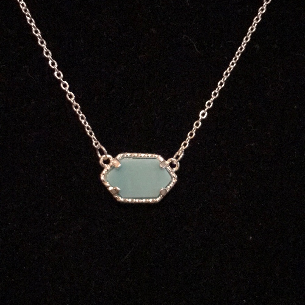 🎁GREAT GIFT 🎁 Druzy pendant necklace