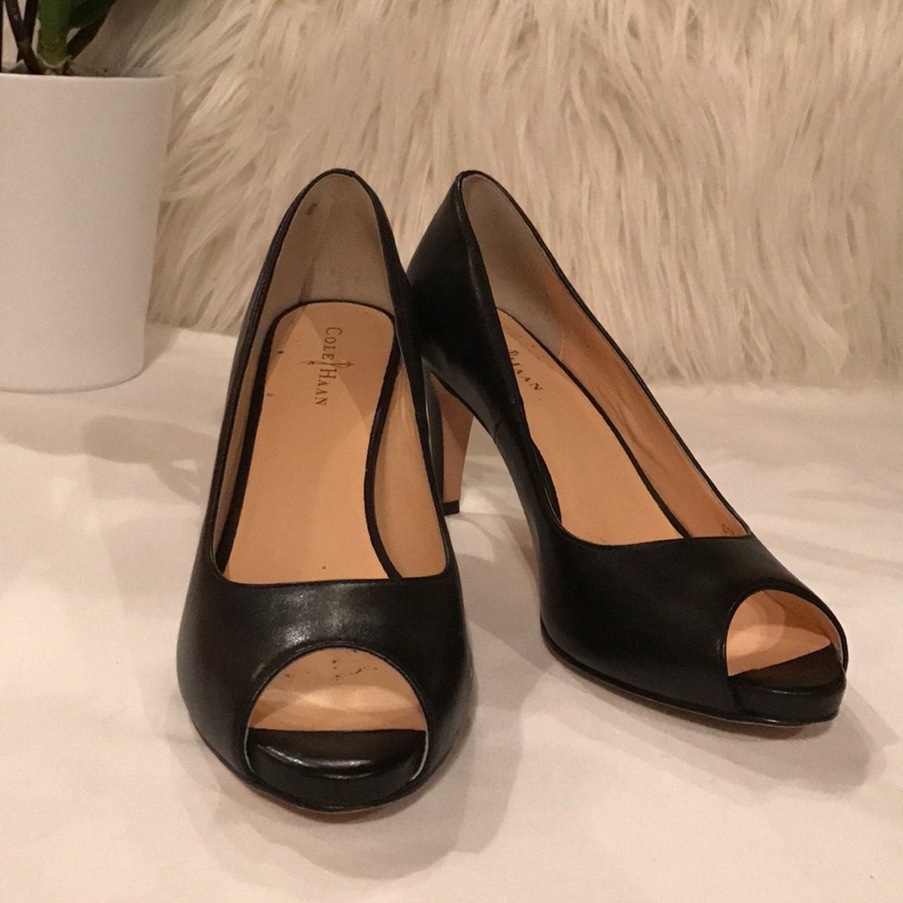 Women's open toe classic heel