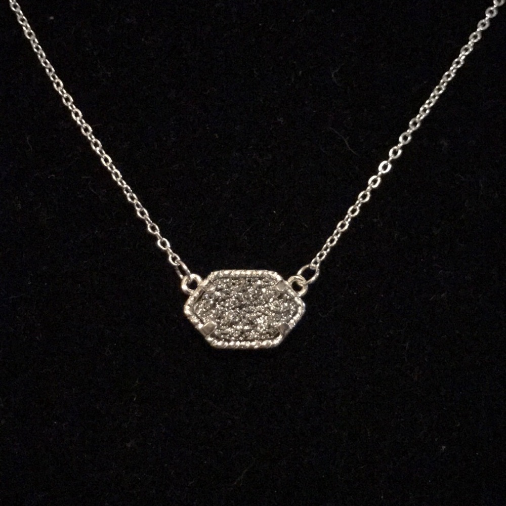 🎁GREAT GIFT 🎁 Druzy pendant necklace