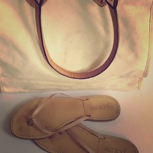 Blush leather flip-flops