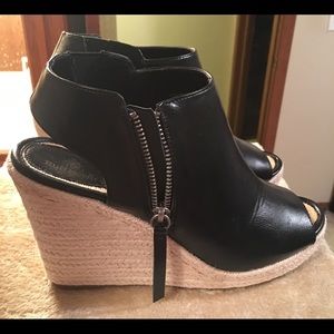 Ruff Hewn Wedges Sz. 10